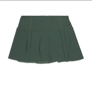 Lululemon women’s shorts/skirt